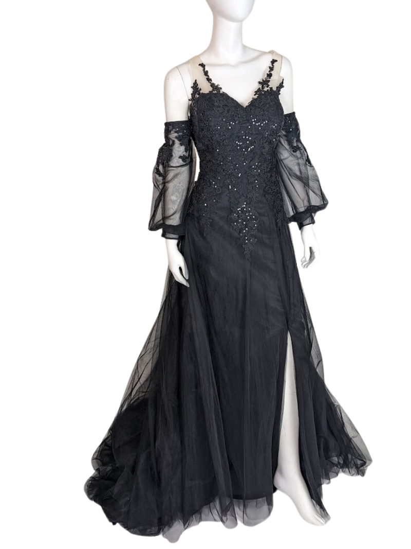 BRAND NEW Lace A-line black wedding dress lace-up 16/18 Nohemi