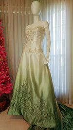 SAMPLE Emerald Green Dyed Wedding Dress sz12