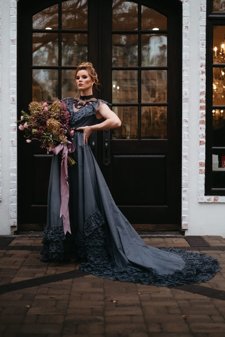 Top 143+ black wedding gown meaning latest