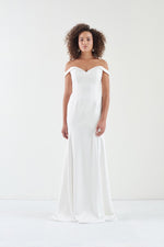 SAMPLE Off-shoulder Crepe Ombre Mermaid wedding dress sz10