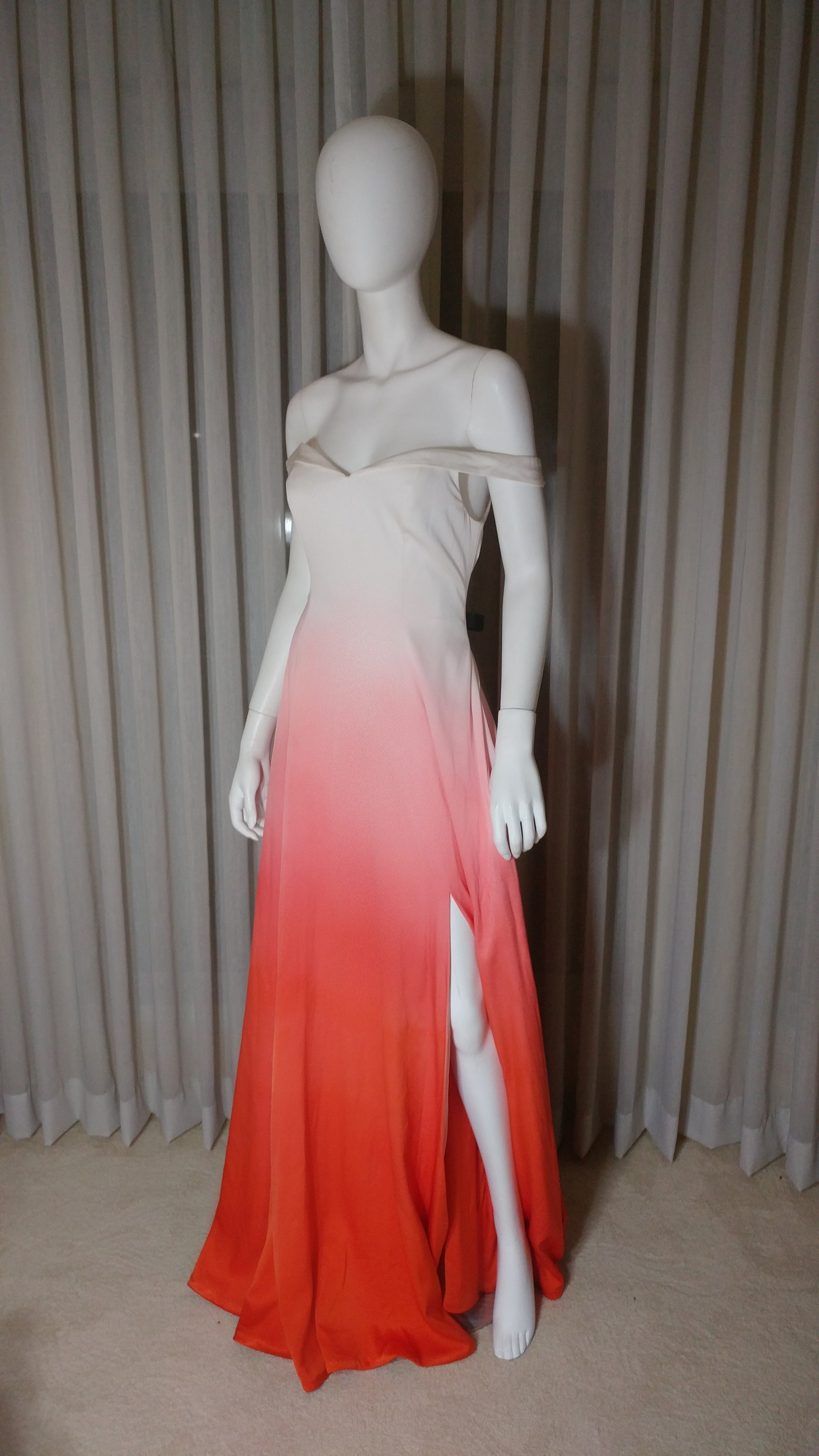 SAMPLE Off-shoulder Crepe Ombre Mermaid wedding dress sz10