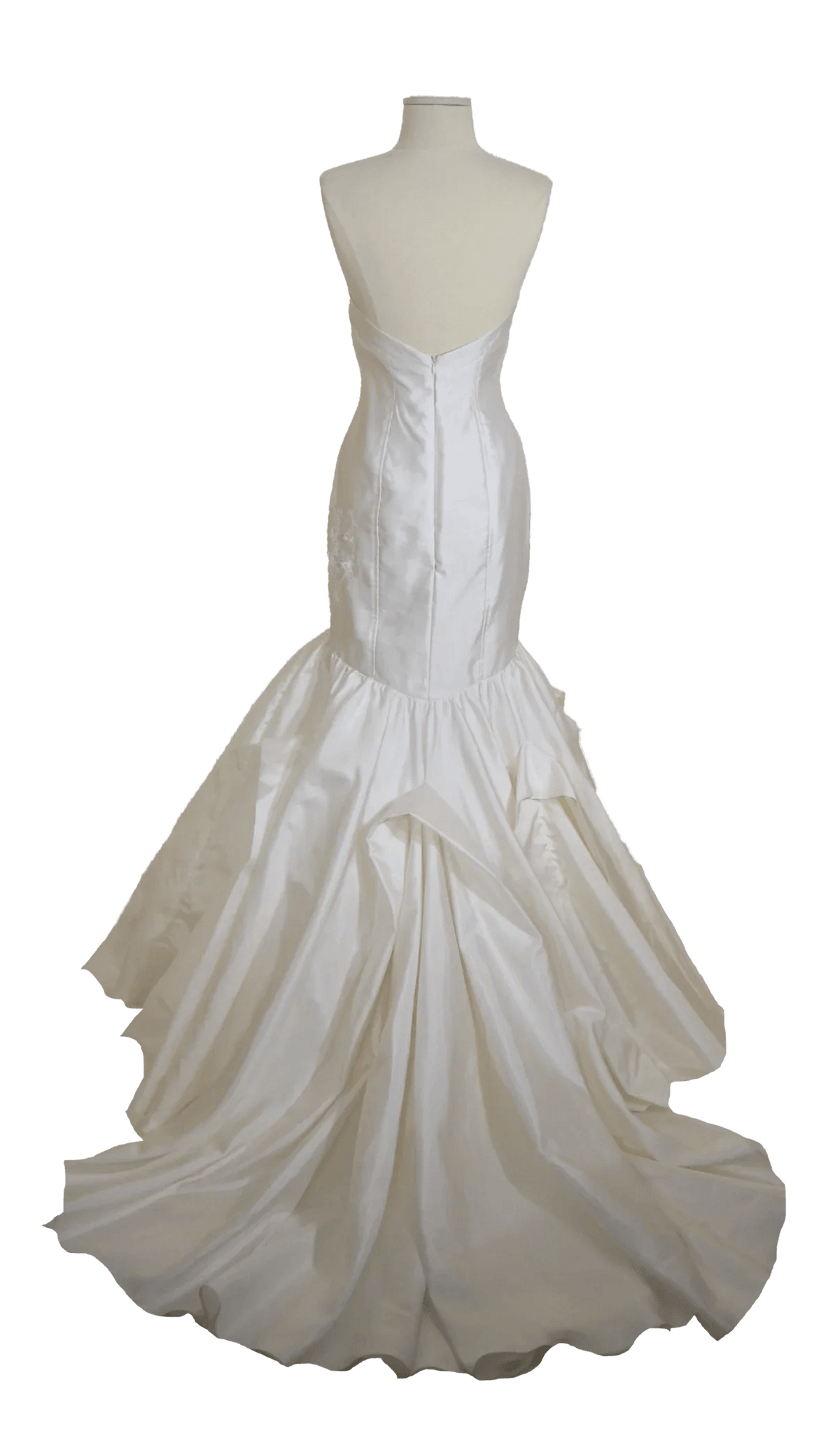 Elegant white mermaid wedding dress with ruffled skirt and fitted bodice